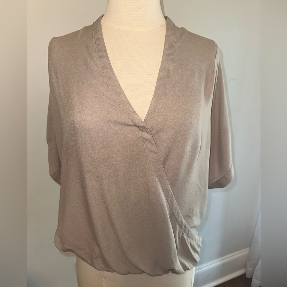 Bobi Los Angeles - tan blouse with snap front closure